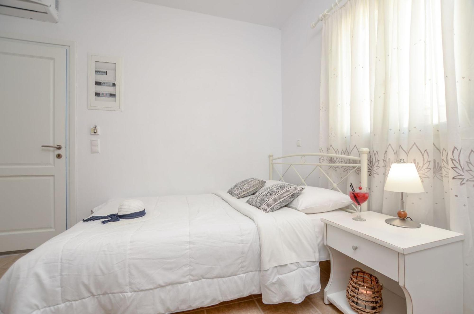 Golden Sand Plaka  Ngoại thất bức ảnh